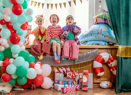 Balon foliowy Mikołaj Boże Narodzenie czerwony 35 cm